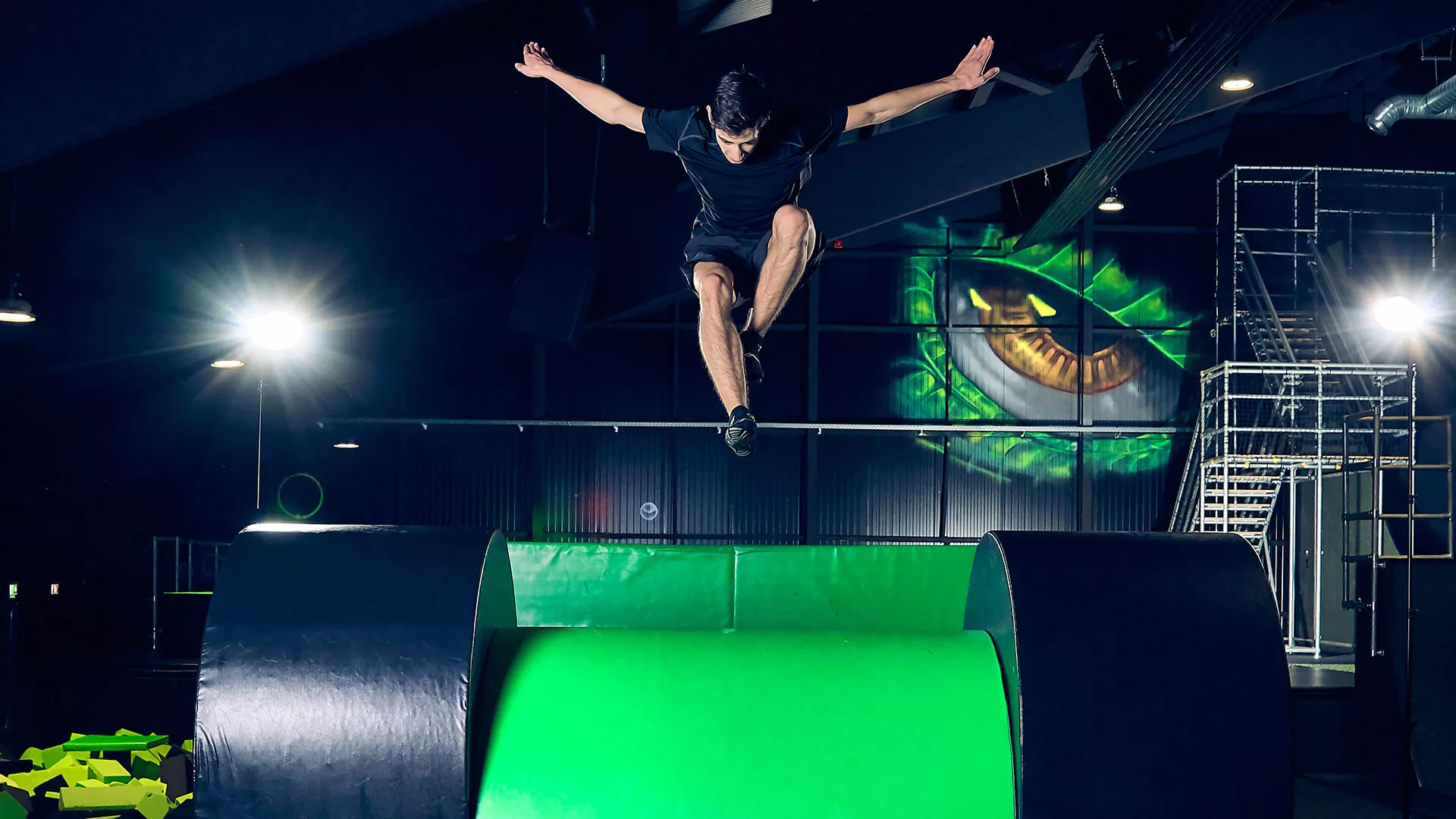  Trampoline Parks Attractions - Parkour Track